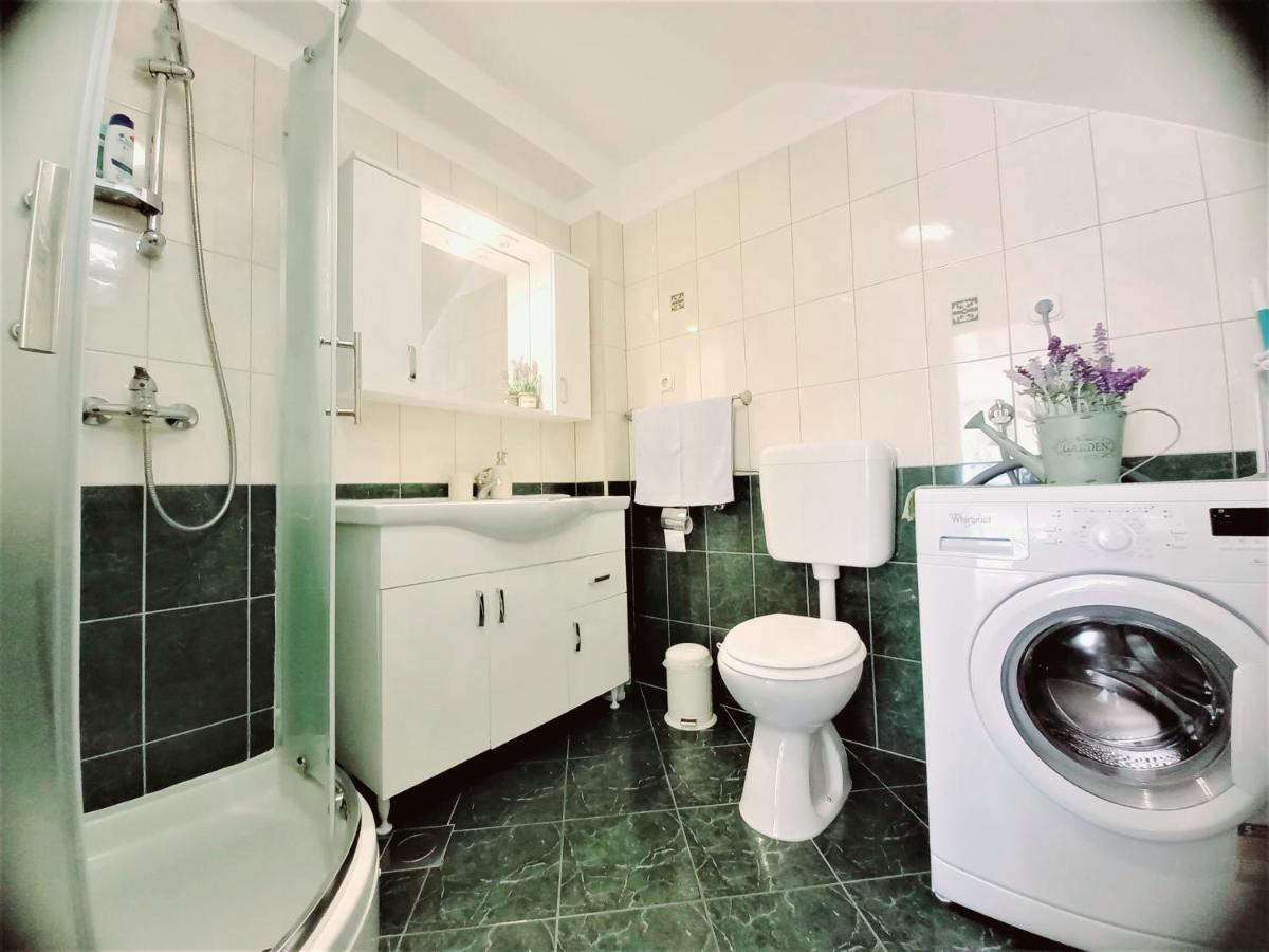 Apartment Megi In Supetar Historical Core Εξωτερικό φωτογραφία