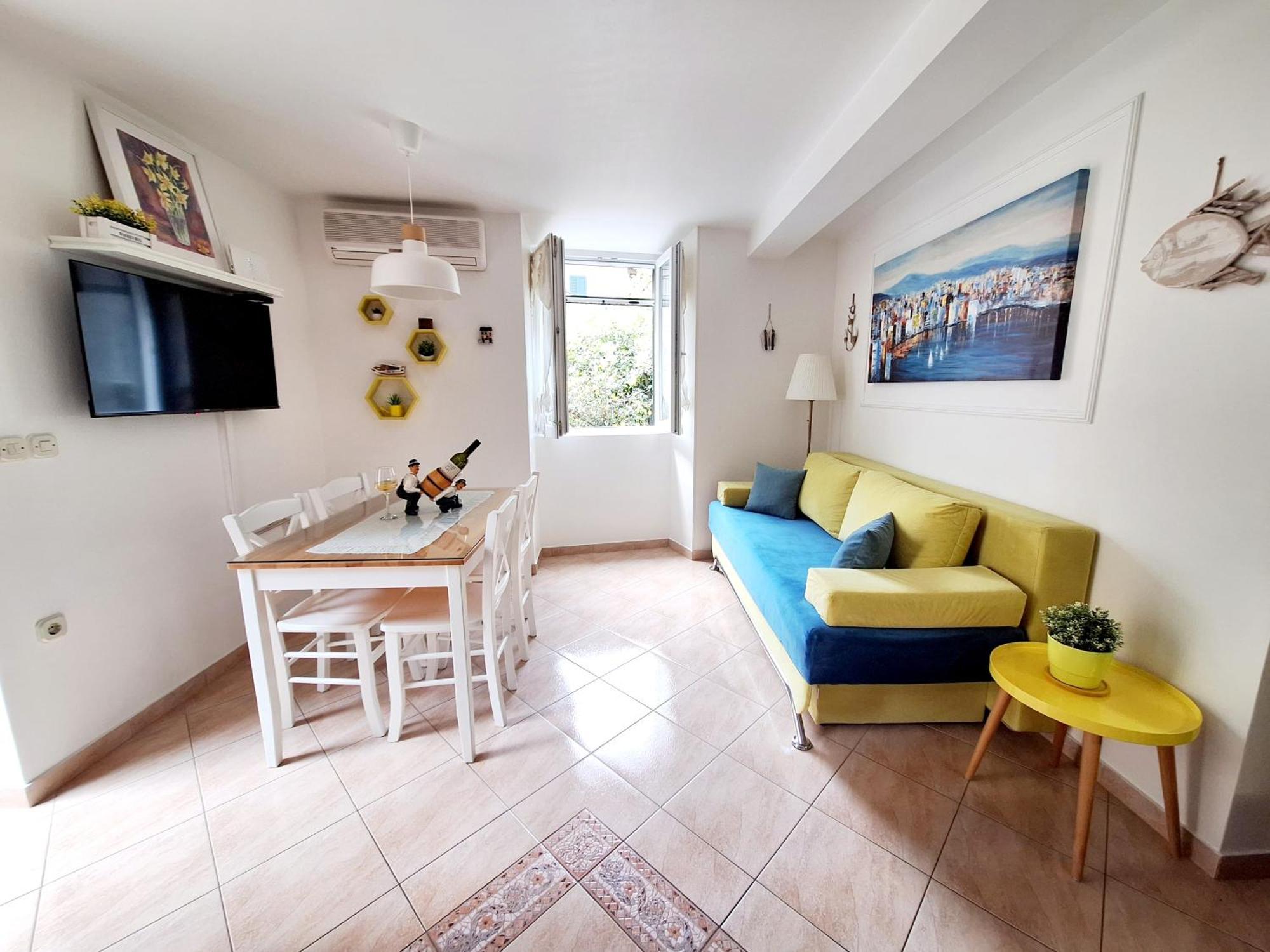 Apartment Megi In Supetar Historical Core Εξωτερικό φωτογραφία
