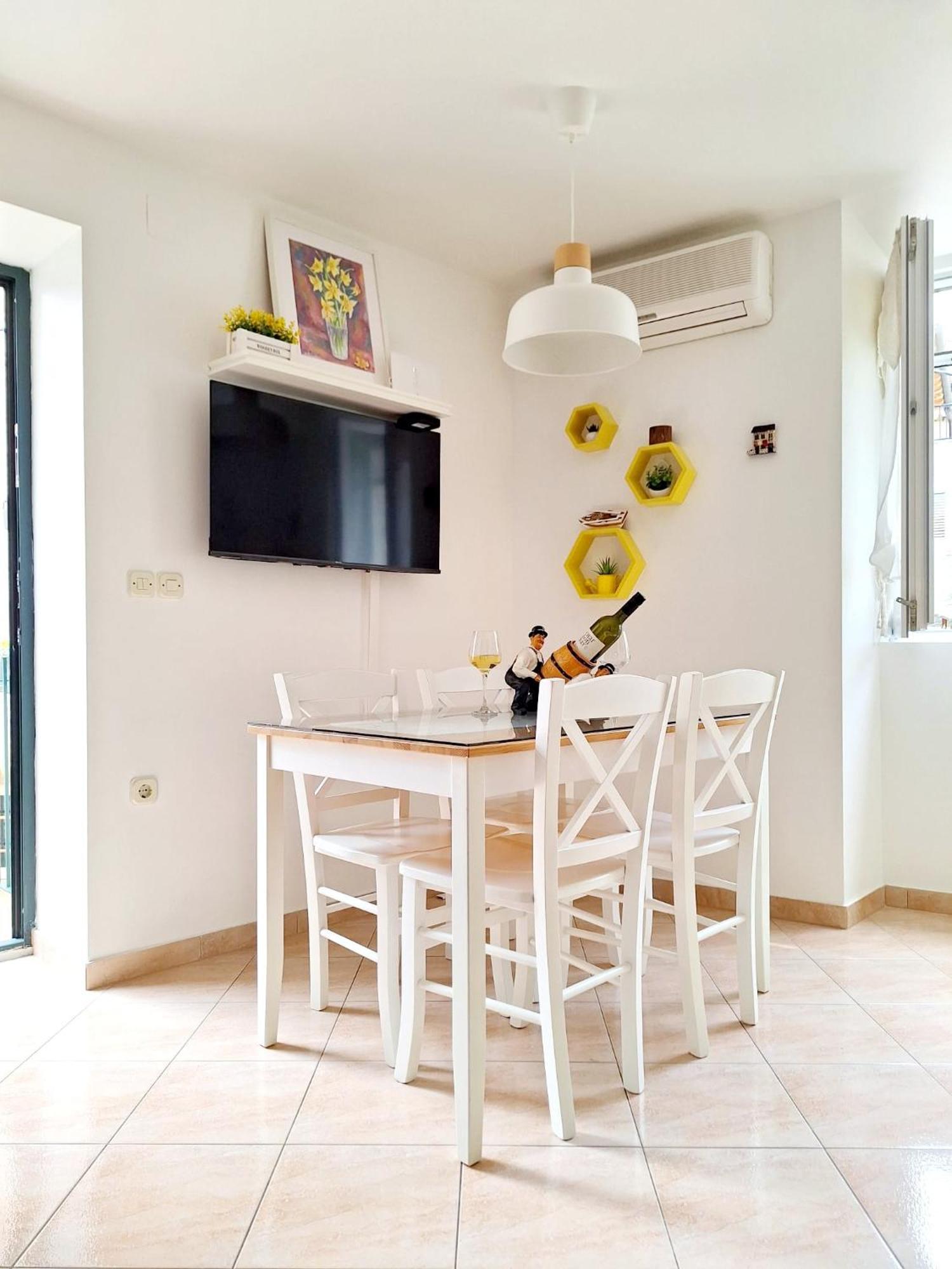 Apartment Megi In Supetar Historical Core Εξωτερικό φωτογραφία
